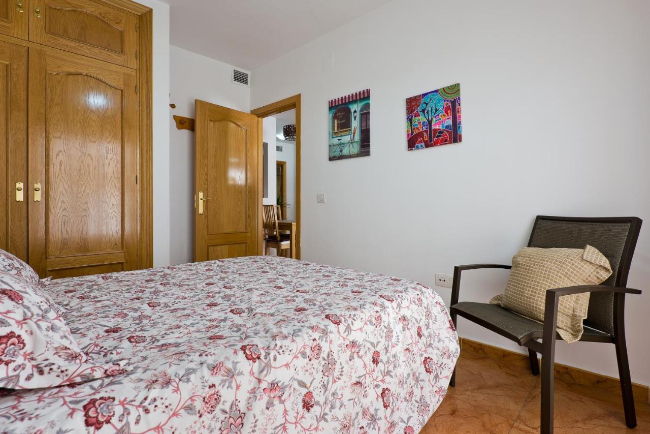 Relaxing Beach Apartment In Fuengirola Parking Dış mekan fotoğraf